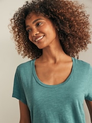 Grün - American Vintage Kurzärmliges T-Shirt mit U-Ausschnitt - Bild 3 von 3