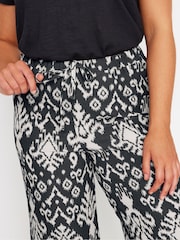 M&Co Black Tile Print Bubble Crepe Trousers - Image 4 of 5