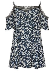 Yours Curve Black Lace Cold Shoulder Swing Top - Image 5 of 5
