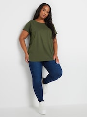 Yours Curve Black Core Basic T-Shirts 3 Pack - Image 3 of 9