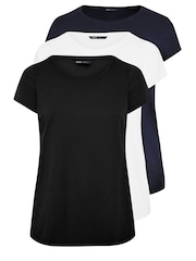 Yours Curve Black Core Basic T-Shirts 3 Pack - Image 6 of 7