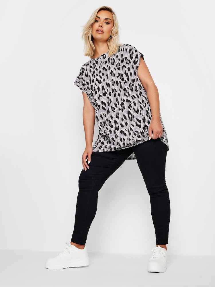 Yours Curve Grey Leopard Print Grown On Sleeve 100% Cotton T-Shirt - Image 2 of 5