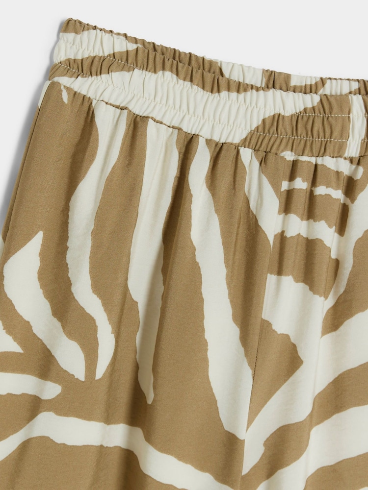 River Island Brown Girls Zebra Wide Leg 100% Cotton Trousers - Image 4 of 4