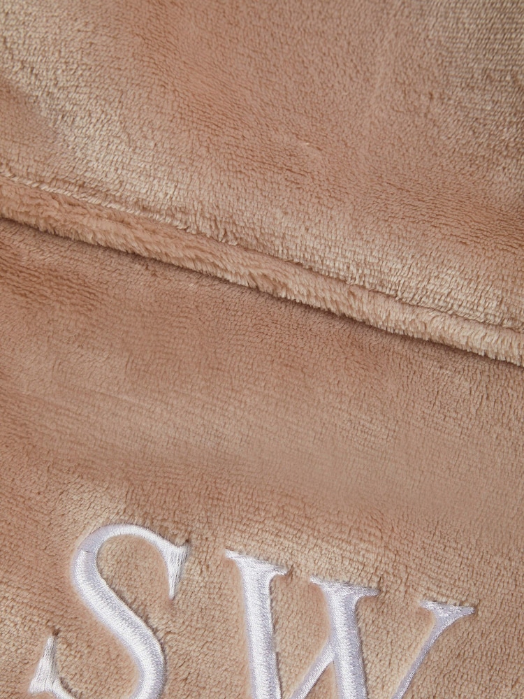 Dollymix Oversized Adults Personalised Hooded Blanket - Image 2 of 3