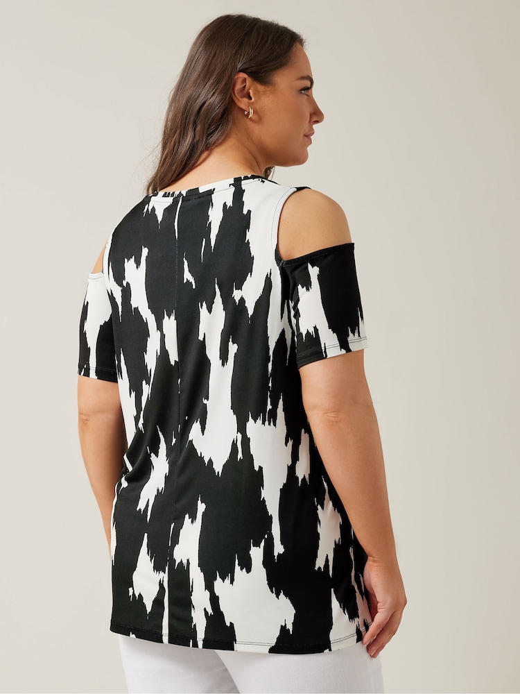 Evans Curve Abstract Print Cold Shoulder Top - Image 3 of 5