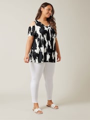 Evans Curve Abstract Print Cold Shoulder Top - Image 4 of 5