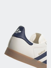 Off White - Zapatillas Gazelle de adidas Originals - Imagen 8 de 9