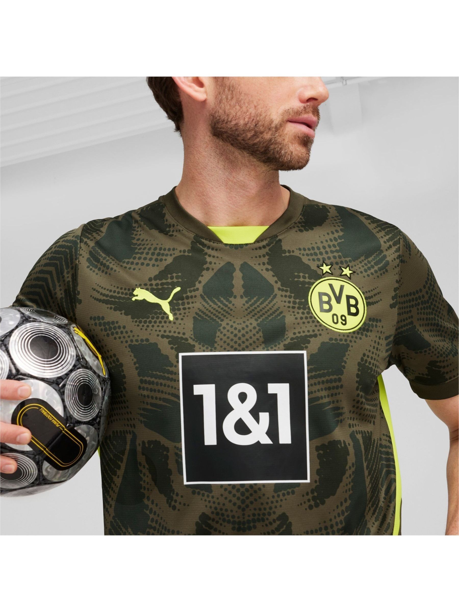 Buy Puma Green Mens Borussia Dortmund 24/25 Goalkeeper Short