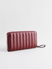Red Quilted Zip Purse - Image 2 of 5