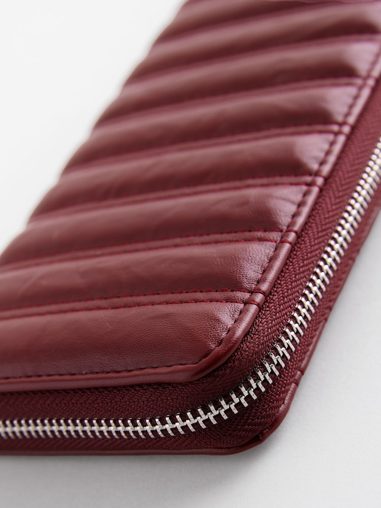 Red Quilted Zip Purse - Image 5 of 5