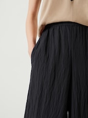 Schwarz - Hush Mabel Fluid Wide Leg Trousers - Bild 4 von 5