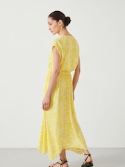 Hush Yellow Klara Relaxed Maxi Dress - Image 3 of 5