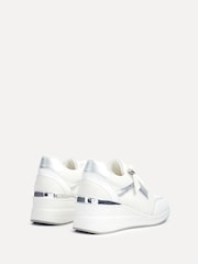 Blanco - Zapatillas de deporte con cuña y detalle de purpurina Everett de Linzi - Imagen 5 de 5
