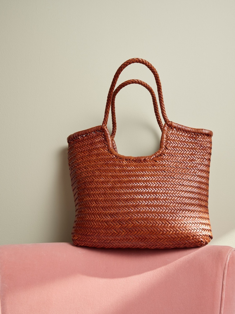 Dragon Diffusion Tan Diagonal Leather Bag - Image 9 of 9