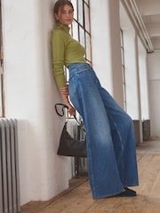 Mittelblau - Jeans mit weitem Bein und Zopfdetail aus 100 % Baumwolle - Bild 1 von 9