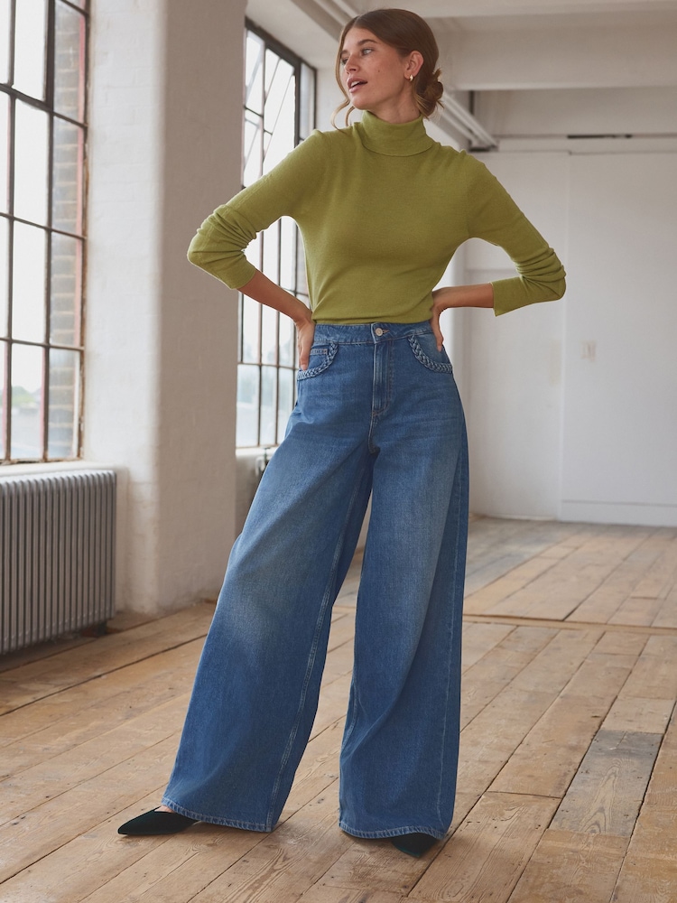 Mittelblau - Jeans mit weitem Bein und Zopfdetail aus 100 % Baumwolle - Bild 2 von 9 Mittelblau - Jeans mit weitem Bein und Zopfdetail aus 100 % Baumwolle - Bild 2 von 9