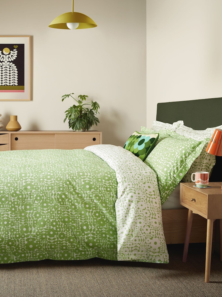 Orla Kiely Basil Green Criss Cross Stem Duvet Cover and Pillowcase 100% Cotton Set - Image 1 of 8