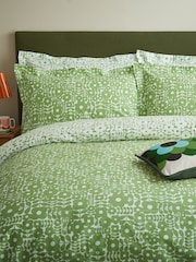 Orla Kiely Basil Green Criss Cross Stem Duvet Cover and Pillowcase 100% Cotton Set - Image 3 of 8