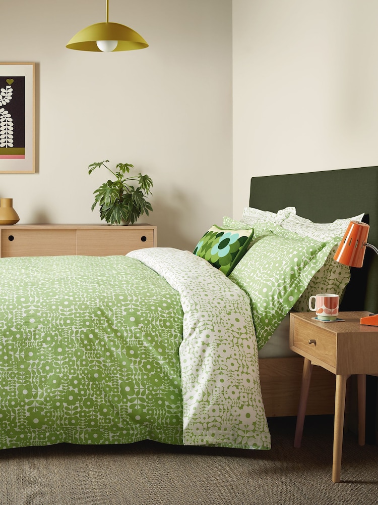 Orla Kiely Set of 2 Basil Green Criss Cross Stem Pillowcases - Image 2 of 5
