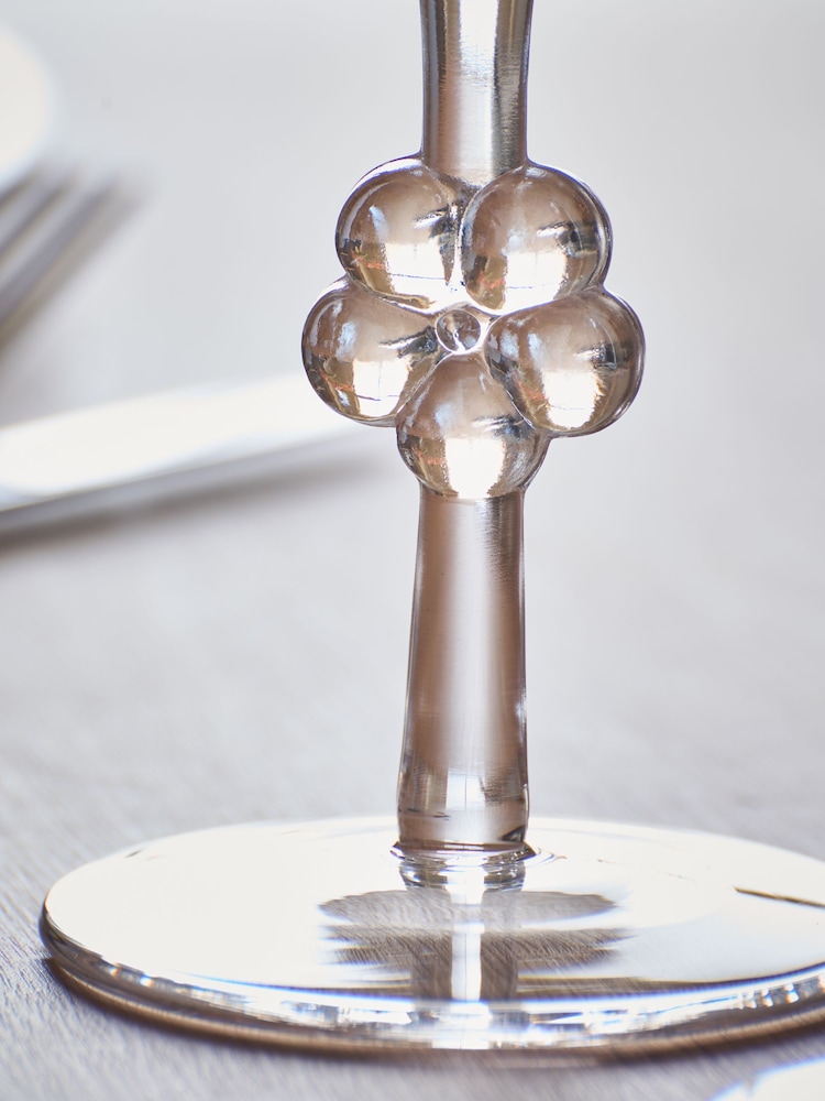 Set of 2 Clear Daisy Stem Wine Glasses - Image 2 of 3 Set of 2 Clear Daisy Stem Wine Glasses - Image 2 of 3