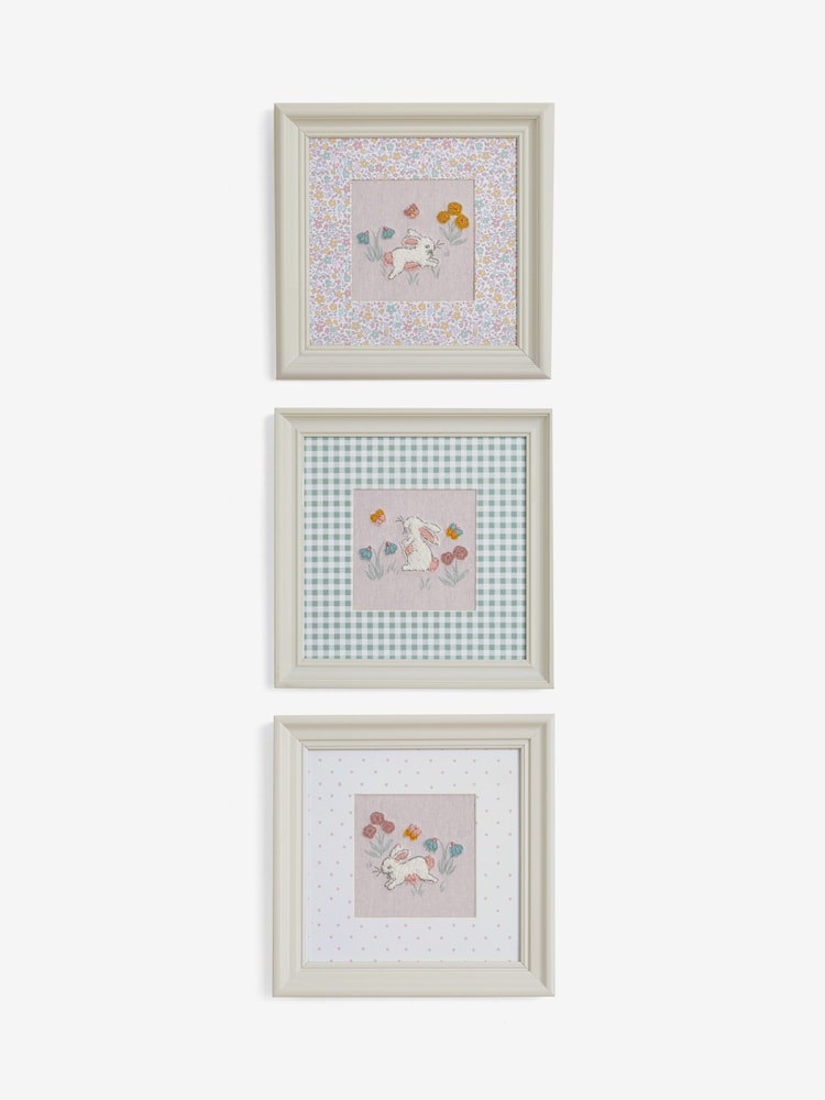 Jojo Maman Bébé Set of 3 Pink/Cream Embroidered Betsy Bunny Meadow Wall Art - Image 4 of 4
