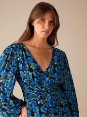Ro&Zo – blaues Kleid mit geraffter Taille mit floralem Print - Bild 3 von 4