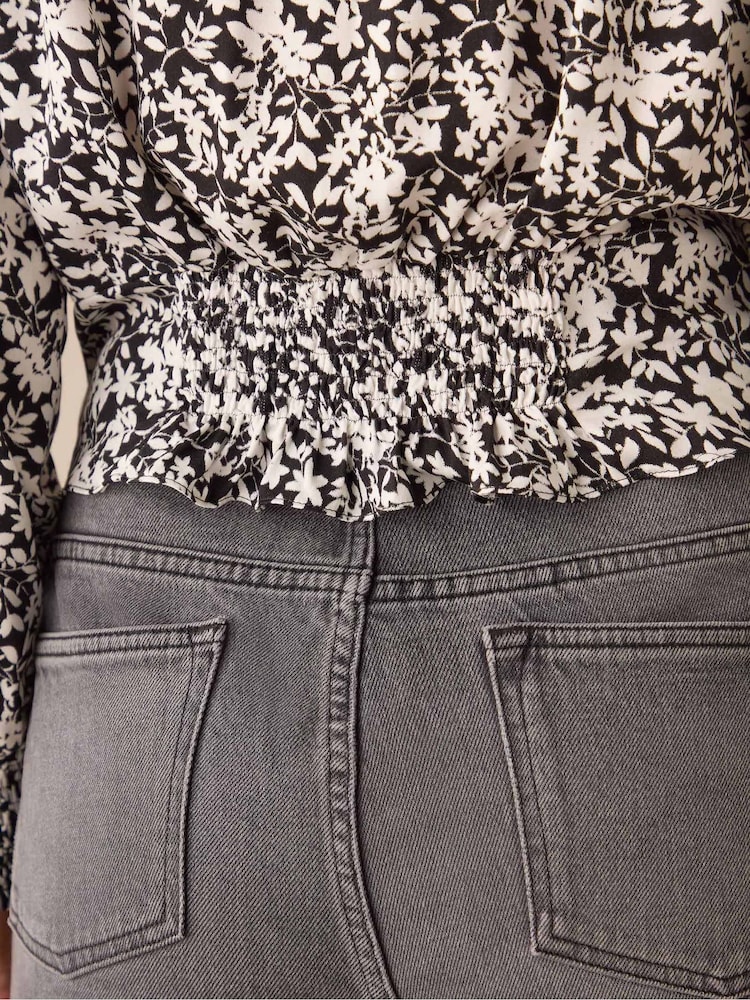 Ro&Zo Black Mono Floral Print Keyhole Front Blouse - Image 5 of 5