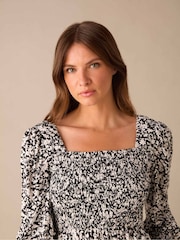 Ro&Zo Black Petite Mono Floral Print Shirred Midaxi Dress - Image 3 of 4