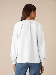 Ro&Zo White 100% Cotton Gathered Blouse - Image 3 of 3