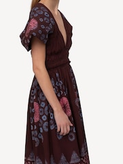 Sea New York Red Yana Tie Dye V-Neck Midi Dress - Image 8 of 9