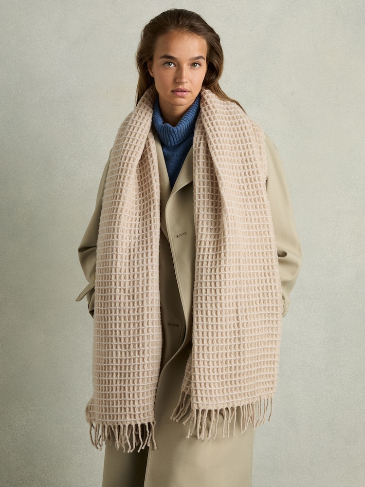 Reiss Neutral Norah Wool Waffle Scarf - Image 2 of 5