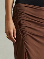 Reiss Chocolate Lisa Ruched Front Split Midi Skirt - Image 4 of 6