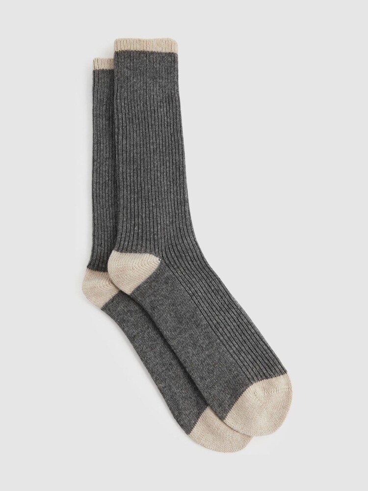 Gris medio/avena - Reiss Alby Wool-Cashmere Blend Ribbed Socks - Imagen 1 de 3