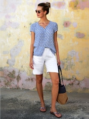 Aspiga White Long Alexandra 100% Cotton Shorts - Image 3 of 6