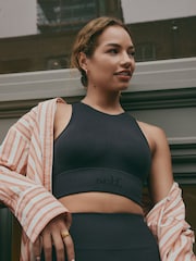 Zwart - self. Seamfree Sports Crop Top - Image 1 of 7