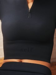 Schwarz - self. – nahtloses Cropped-Top mit Viertelreißverschluss - Bild 4 von 8