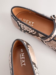Snake Standard Fit Forever Comfort® Round Toe Mary Jane Shoes - Image 10 of 10