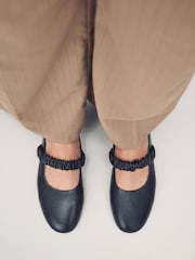 Black Standard Fit Forever Comfort® Premium Leather With Motionflex Ruched Mary Jane Shoes - Image 3 of 11