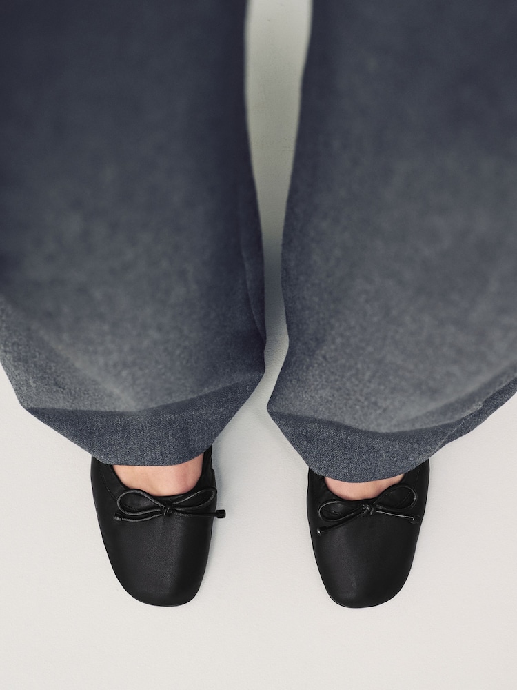 Black Standard Fit Forever Comfort® Premium Leather With Motionflex Ruched Bow Ballerinas - Image 4 of 9