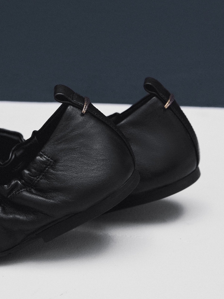 Black Standard Fit Forever Comfort® Premium Leather With Motionflex Ruched Bow Ballerinas - Image 8 of 9