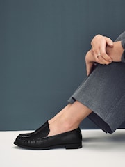 črna - Premium usnjeni nabrani ozki mokasini Forever Comfort® With Motionflex - Slika 6 iz 11