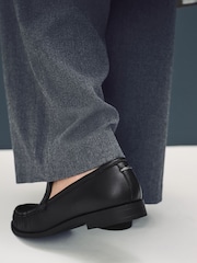 črna - Premium usnjeni nabrani ozki mokasini Forever Comfort® With Motionflex - Slika 7 iz 11