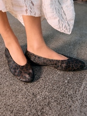 Animal Standard/Wide Fit Forever Comfort® Leather Round Toe Ballerinas - Image 3 of 6