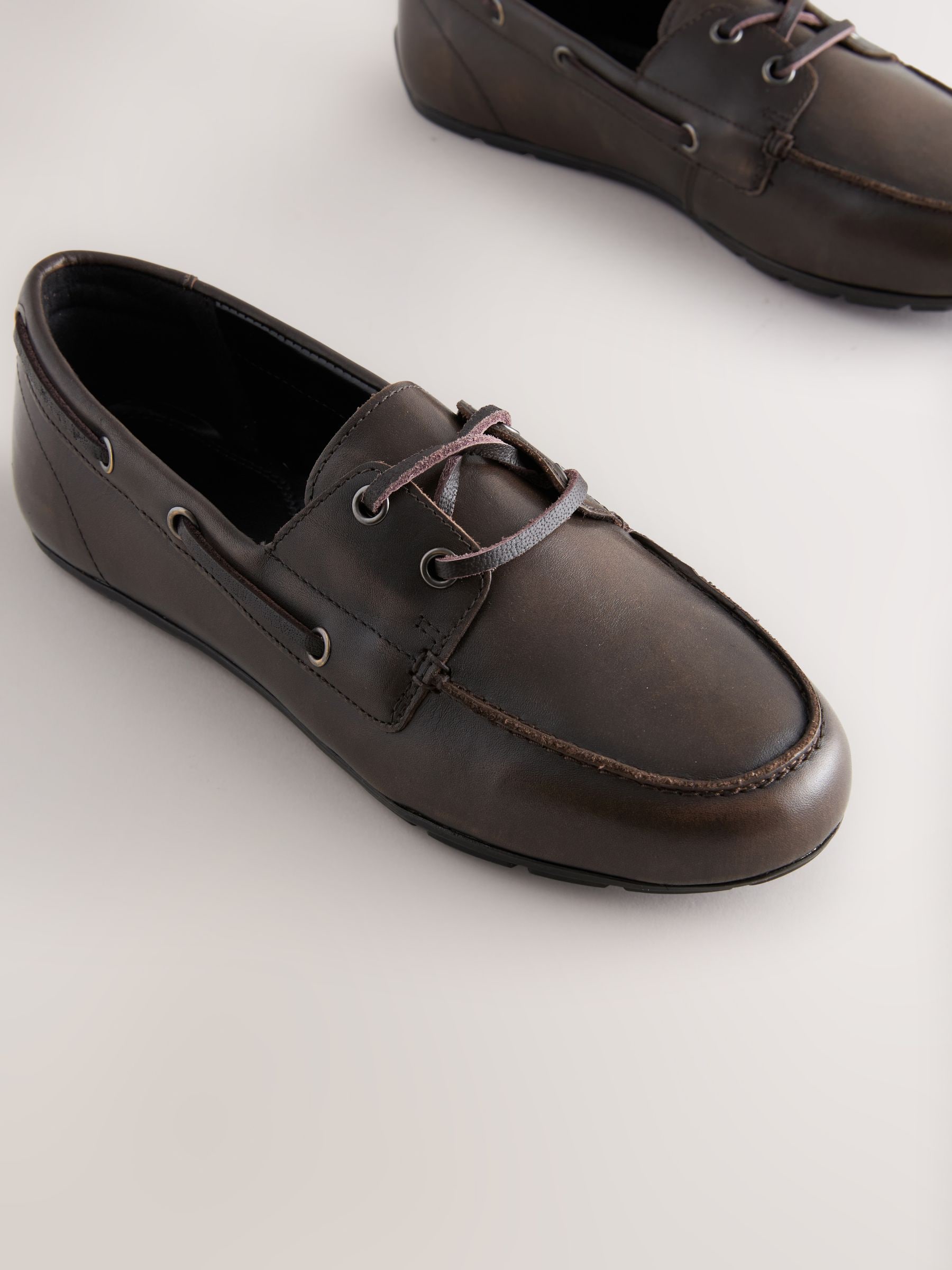 Buy Brown Standard Fit Forever Comfort® Leather Round Toe