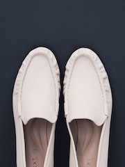 Bone Standard Fit Forever Comfort® Premium Leather With Motionflex Ruched Slim Loafers - Image 9 of 9