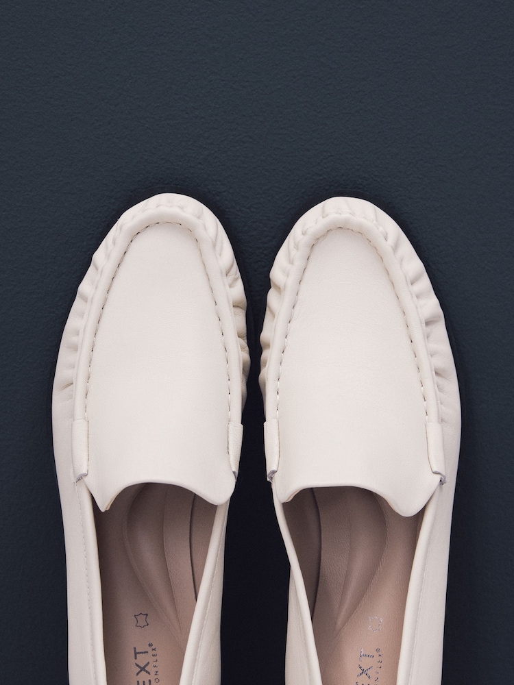 Bone Standard Fit Forever Comfort® Premium Leather With Motionflex Ruched Slim Loafers - Image 9 of 9