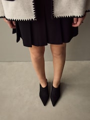 أسود - Forever Comfort® Point Toe Sling Back High Cut Heels - صورة 2 من 9