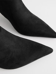 أسود - Forever Comfort® Point Toe Sling Back High Cut Heels - صورة 8 من 9