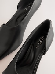 Black Standard Fit Forever Comfort® Premium Leather With Motionflex Point Toe Heel Shoes - Image 10 of 12