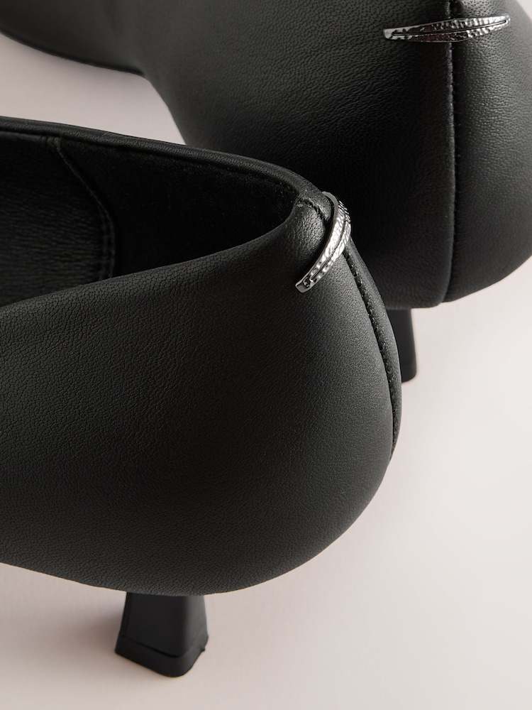 Black Standard Fit Forever Comfort® Premium Leather With Motionflex Point Toe Heel Shoes - Image 12 of 12